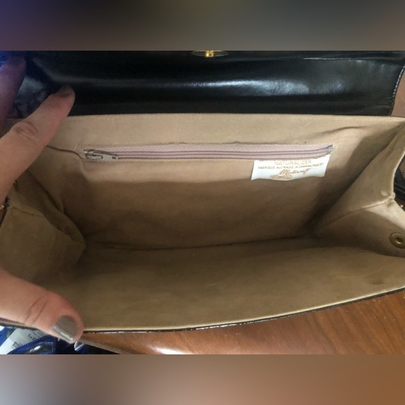 NATURALIZER vintage patent crossbody purse - Picture 5 of 5